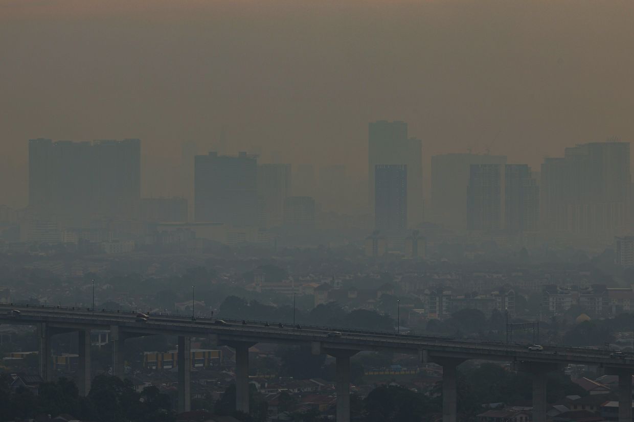 Kuala Selangor&#039;s air quality hits unhealthy level with API of 137