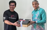 Singapore honours mountain guides on the 10th anniversary of Sabah earthquake