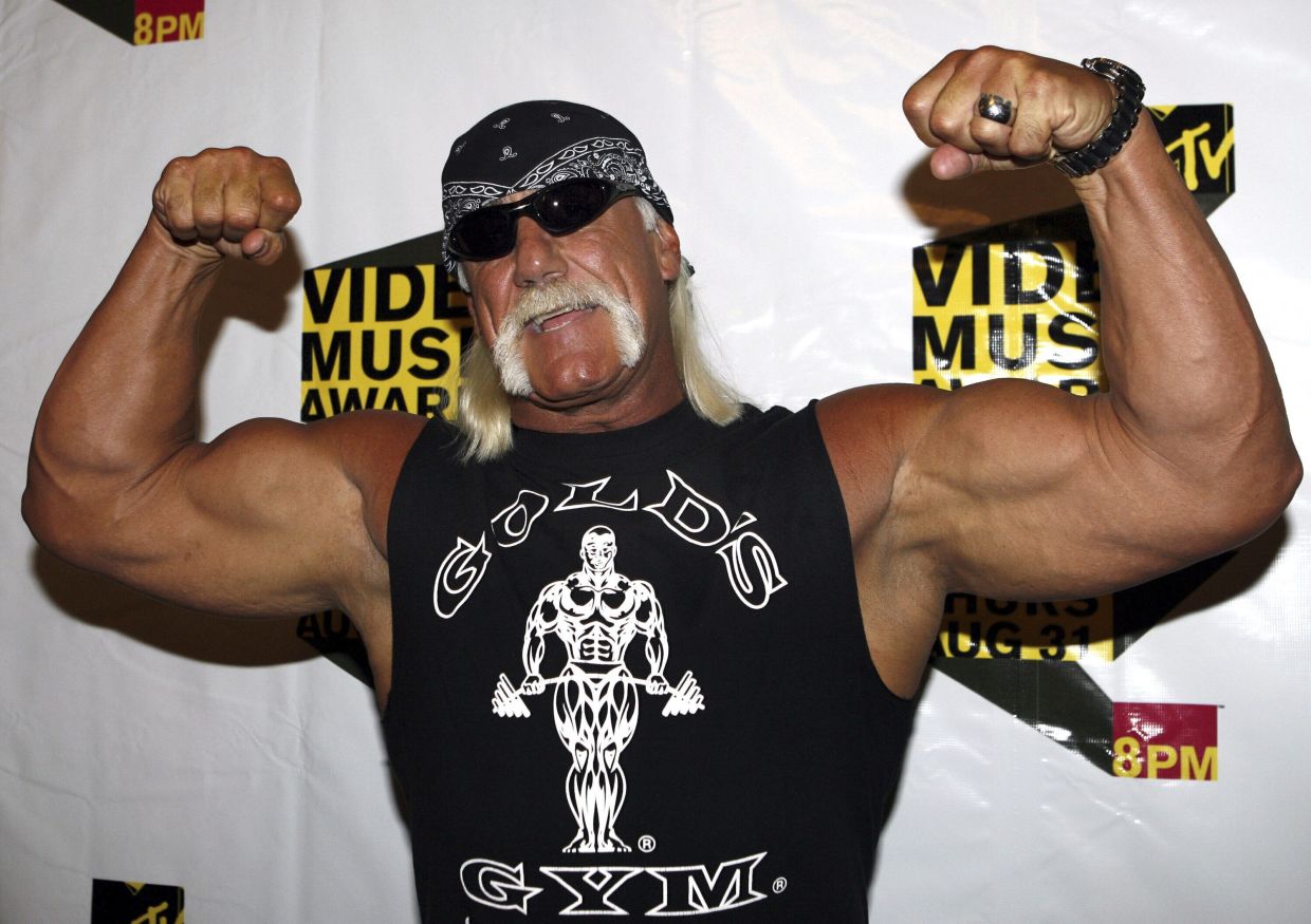 Hulk Hogan poses during the MTV Video Music Awards Forum at Radio City Music Hall, Aug. 30, 2006, in New York. (AP Photo/Jason DeCrow, File)