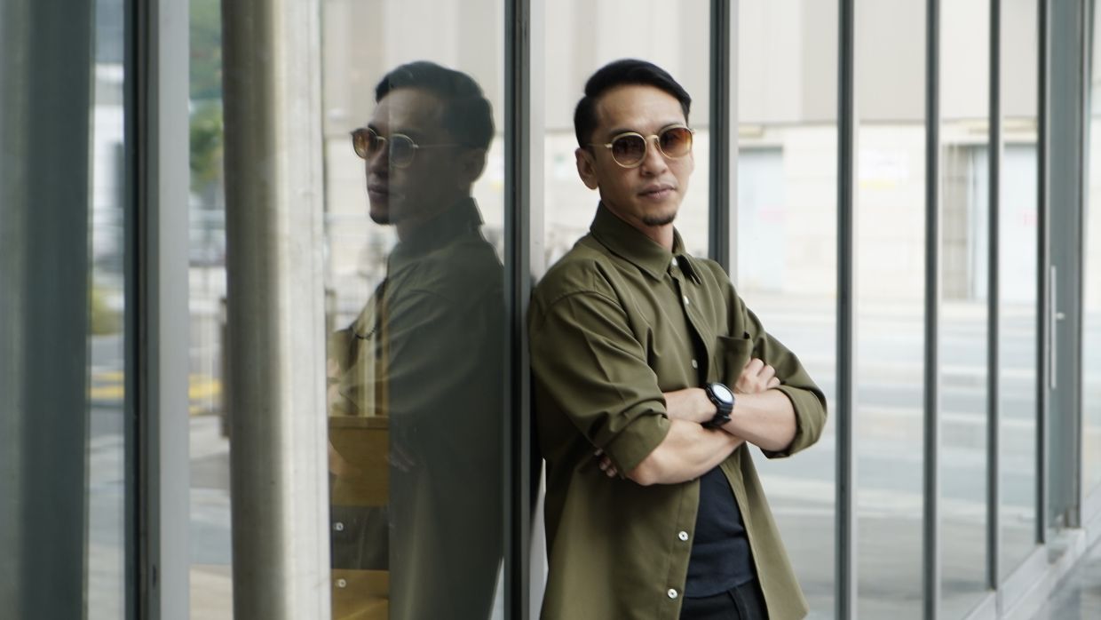 Veteran singer Naqiu is aomg the top judges for the singing competition.