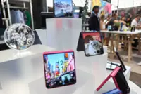 Samsung in talks to expand smartphone AI beyond Google’s Gemini