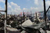 Sibu fire destroys seven houses, 66 residents rescued