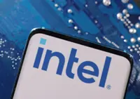 Intel shares slide on quarterly loss, foundry business exit risk