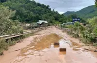 Dozens evacuated as landslide threat looms over Nghe An mountain village