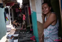 Indonesia says its poverty rate the lowest in two decades