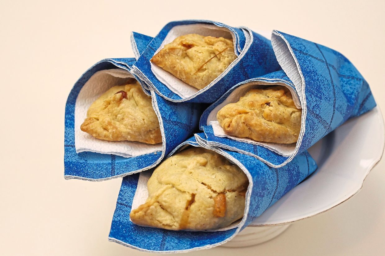 Cornish pasties maybe crimped along the side but some traditionalists claim that the top crimp is more authentic. — Photos: LOW BOON TAT/The Star