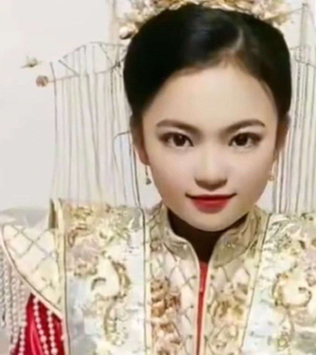 Lu says she will continue to live with her late husband’s parents because they treat her like their own daughter. - Photo: Weibo