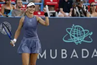 Tennis-Kalinskaya beats Raducanu, De Minaur to face Davidovich Fokina in Washington final