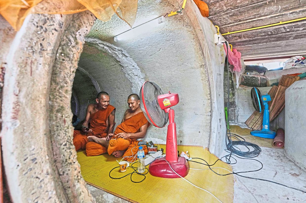 Monks and volunteers offer respite | The Star