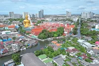 Six killed in Bangkok market after gunman opens fire