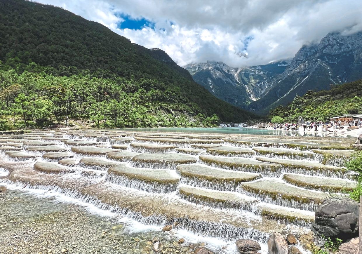 Blue Moon Valley is famed for its picturesque white limestone terraces.