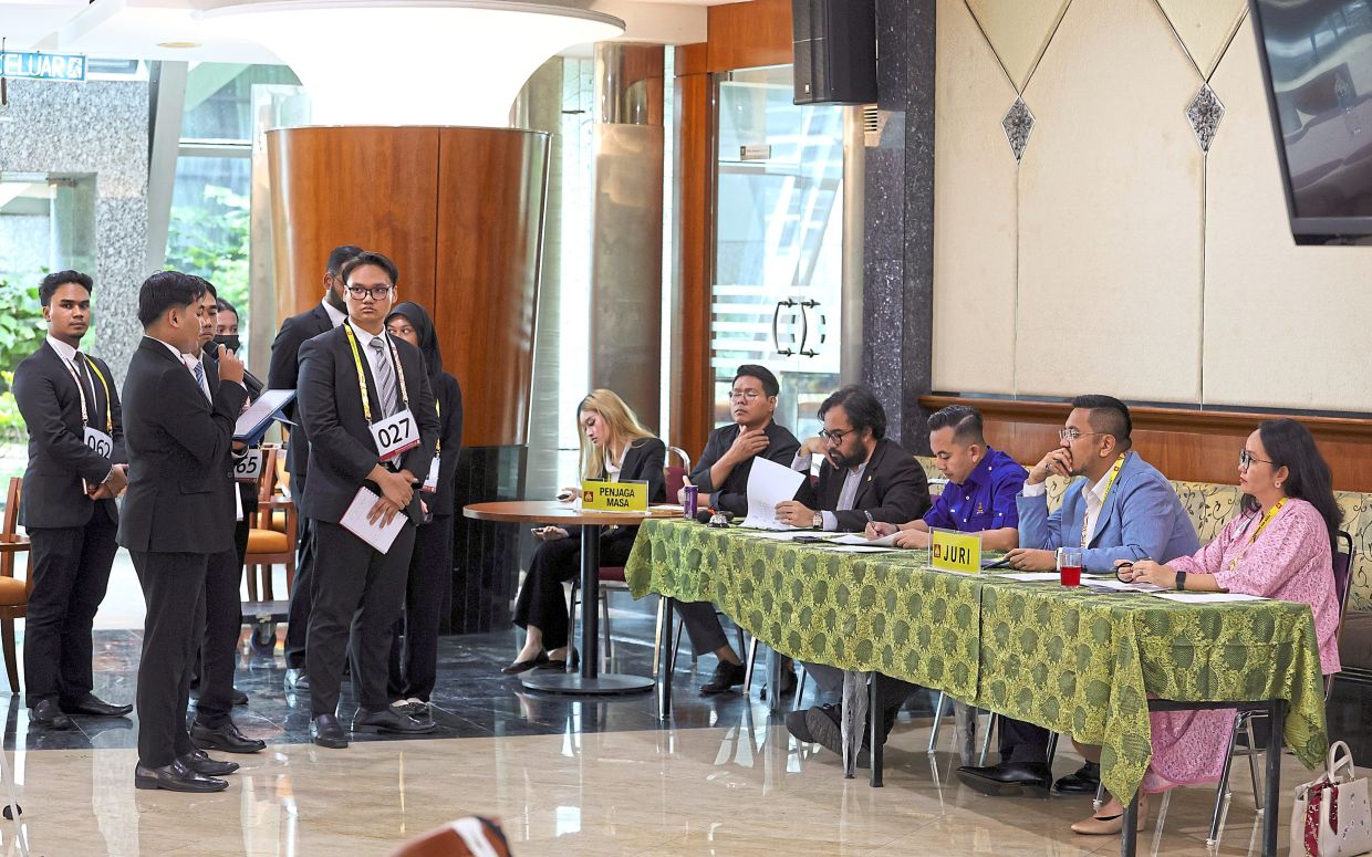 Selangor’s younger generation addressing issues that affect their lives, by brainstorming and honing their beliefs into actionable ideas.