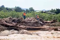 Vietnam flash flood kills five, dozens evacuated