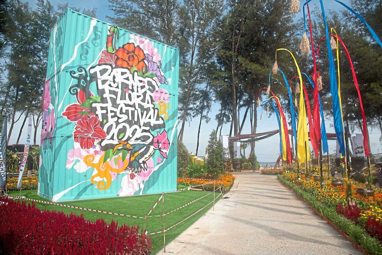 A perfect spot to take selfies and wefies.