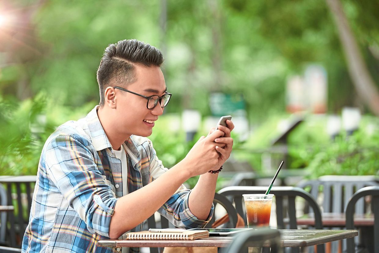 Modern dating may be fast-paced, but some values remain timeless: Be authentic and don’t ghost. Photo: Freepik