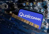 Qualcomm's premium smartphone chip reliance, Apple modem loss overshadow upbeat forecast