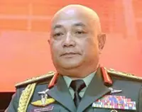 Former chief of Malaysian defence force conferred Singapore's highest military award