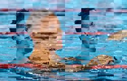 Swimming-Popovici builds a wall and his rivals pay for it
