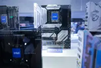 Three Intel senior executives to retire amid manufacturing shake up