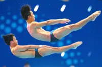 Elvis and Enrique tune up for memorable last show at worlds