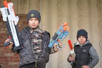 Kids, trenches and toy guns