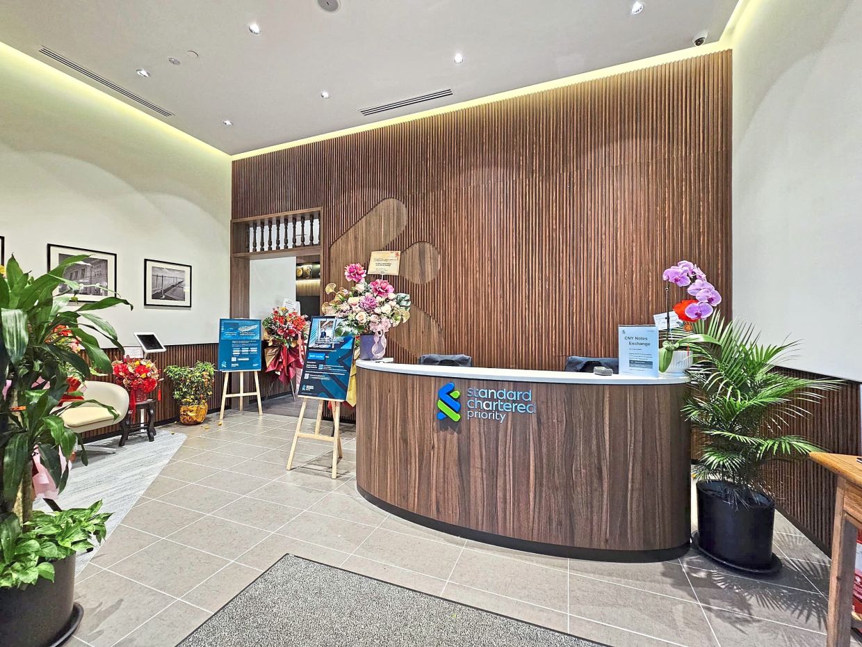 
In line with its affluent focus, Standard Chartered aims to establish six affluent centres across Malaysia and the first Priority Private Centre 
by the end of 2025. 