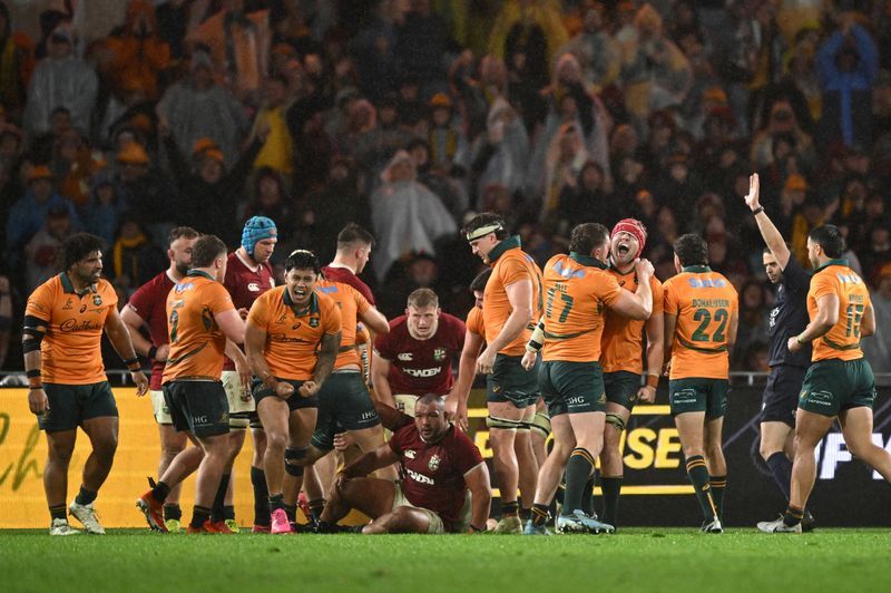 Rugby-Rugby Australia chief certain Lions will return in 2037, Giteau Law scrapped