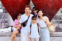 HK actor Moses Chan joins Aimee Chan & their kids for rare family trip in Canada