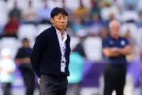 Soccer-Former South Korea coach Shin takes over at Ulsan HD