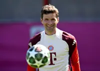 Soccer-German Mueller signs season-long deal with Vancouver Whitecaps