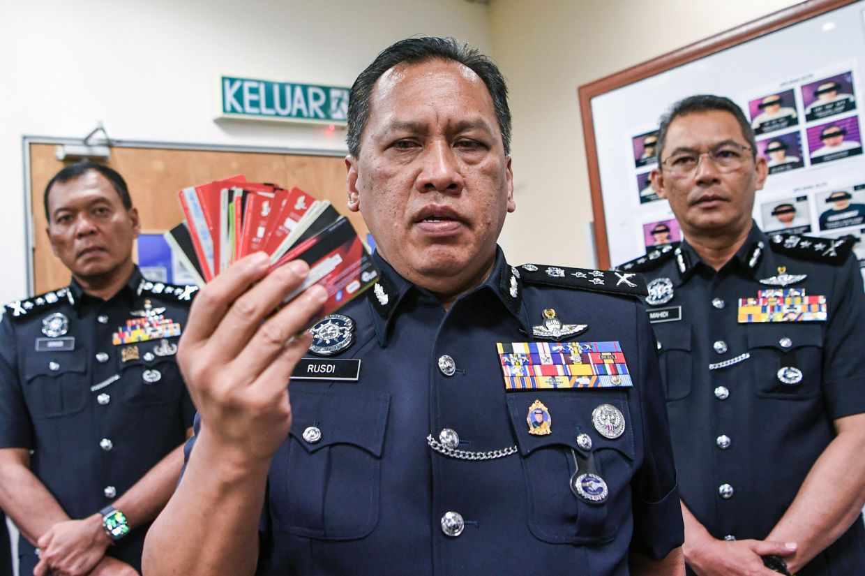 Firm claiming billions in overseas wealth is unregistered, says Bukit Aman