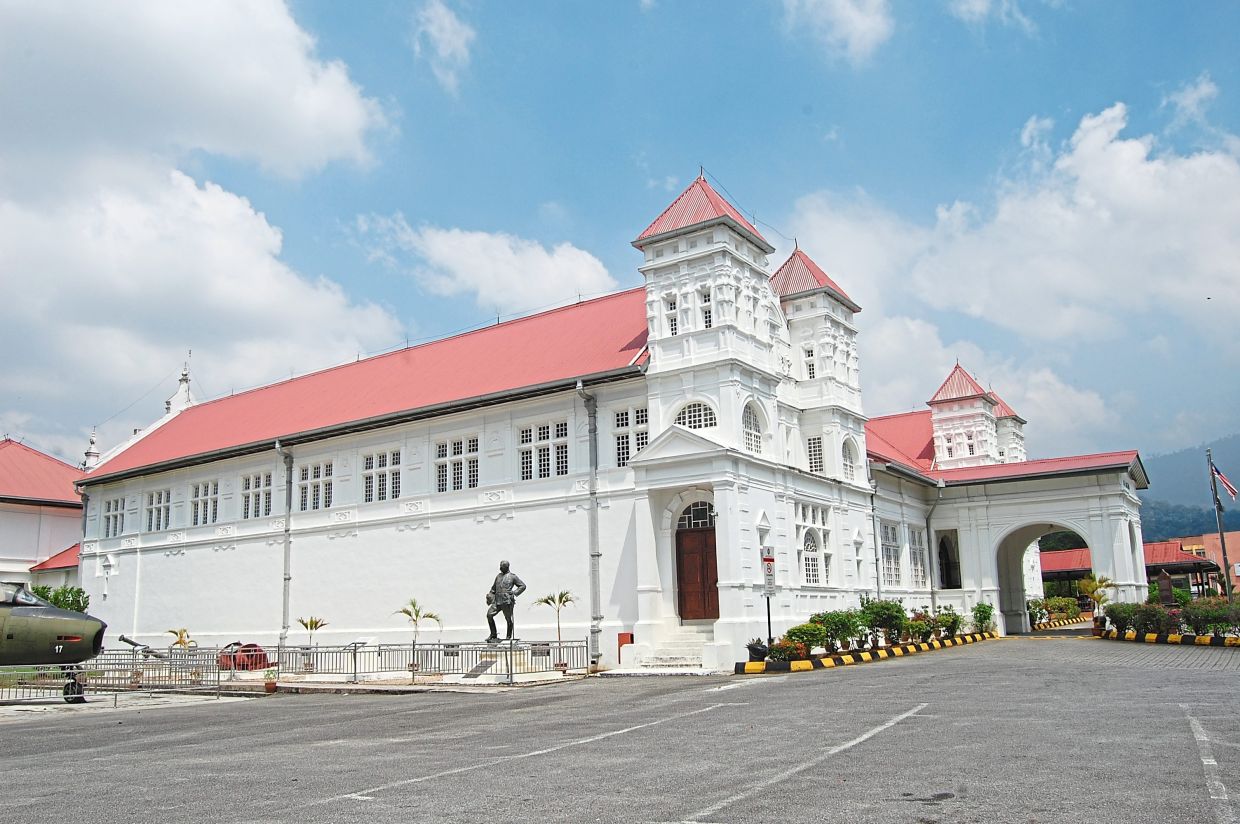 Taiping中的Muzium Perak有一个专门用于Orang Asli的画廊。 -  Wikimedia Commons