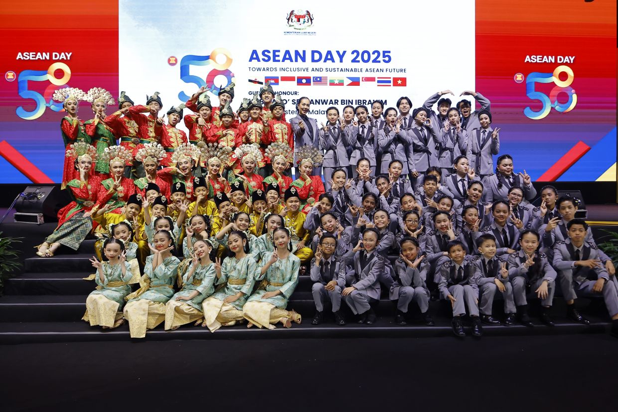 CYBERJAYA: Asean Day is celebrated annually on August 8 to commemorate the founding of ASEAN in 1967, when Indonesia, Malaysia, the Philippines, Singapore, and Thailand signed the Asean Declaration. -- Photo: Bernama