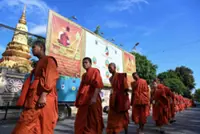 Hundreds of Buddhist monks in Cambodia gather to praise the ceasefire with Thailand and mourn the dead