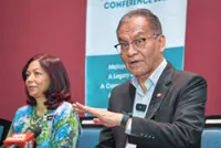 Minister hints at possible end of contract doctor system