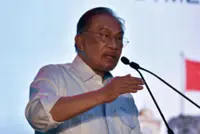 SST on imported fruit to combat smuggling and support local agriculture, says Anwar