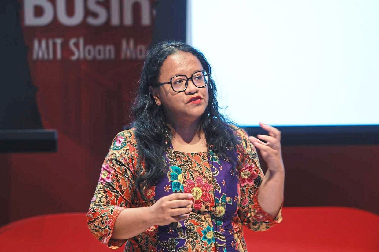 Ong says Malaysia is well-placed to spearhead a youth mobility movement within Asean. — KAMARUL ARIFFIN/The Star Brain drain will always exist, so instead of fearing it, we should work to build a Malaysia people want to return to, says Melati.