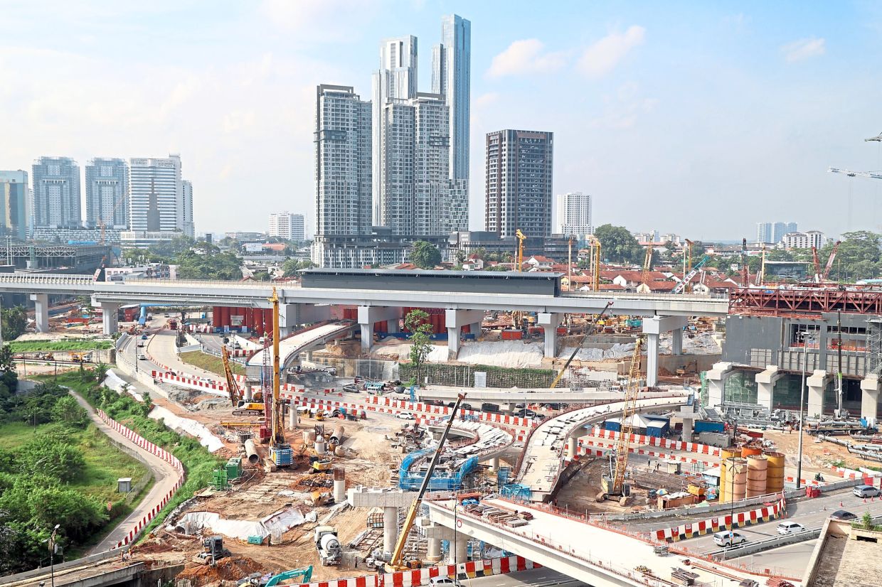 Construction of the RTS Link Bukit Chagar station is ongoing. The RTS Link is expected to be completed at the end of next year.