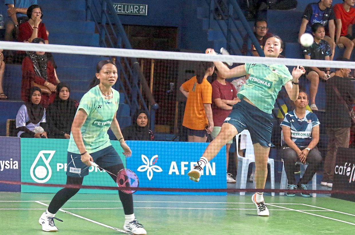 Looking for a repeat: Dania Sofea Zaidi-Low Zi Yu won the girls’ doubles silver at last year’s World Junior Championships.