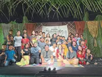 Bridging gaps for stateless kids