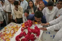 Crash victims’ families want flight recorders released