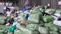 In China's factory heartland, warehouses weather Trump tariffs