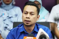Terengganu Umno Youth chief apologises over flag gaffe
