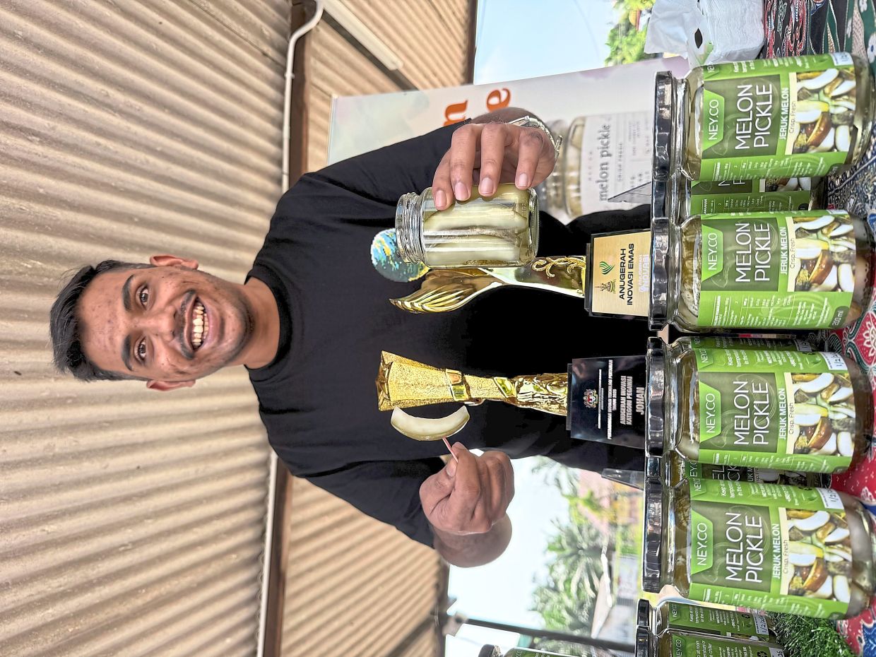 Syed Muhammad makes melon pickle from unripe fruit. 