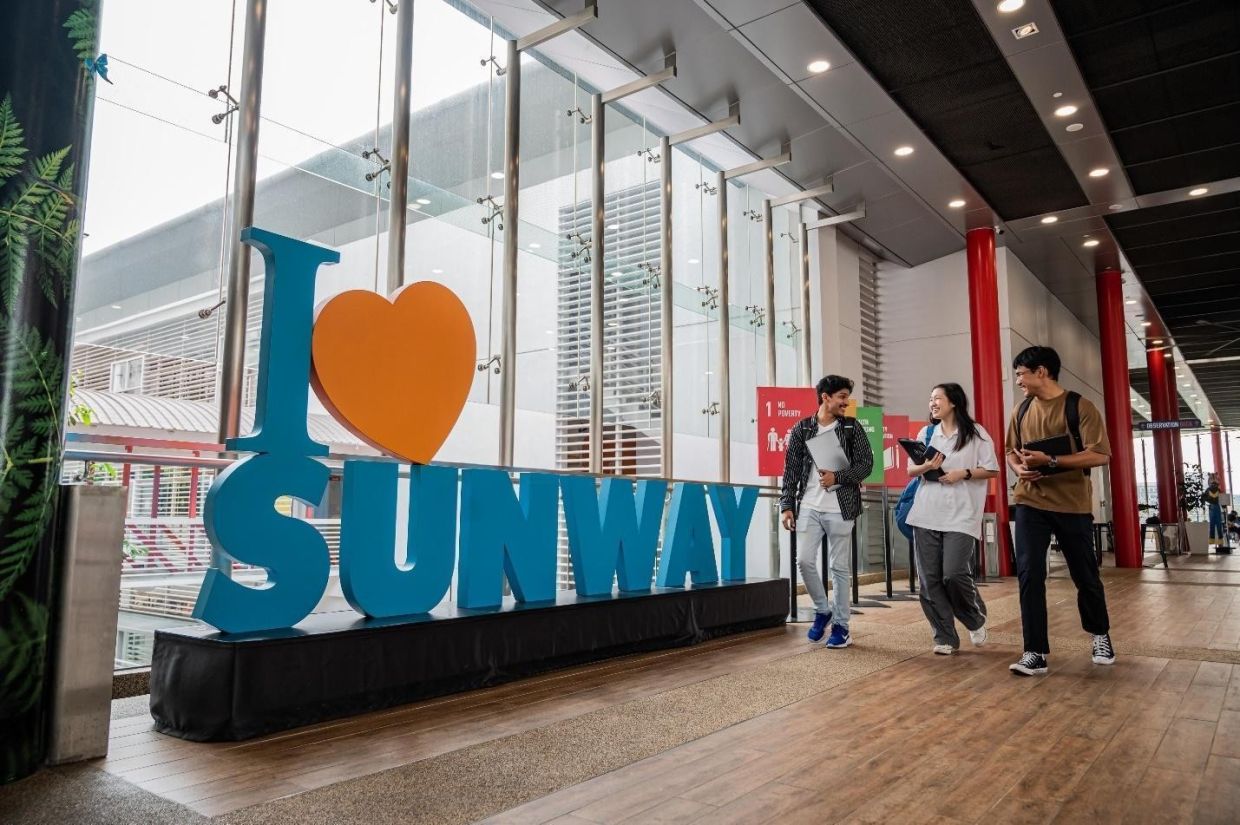 The campus offers a wealth of dining choices, world-class sports facilities and an array of state-of-the-art learning spaces to explore and enjoy.