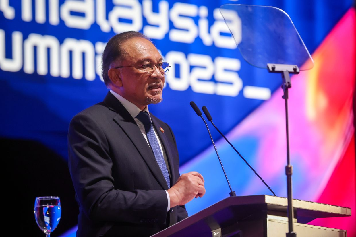 Anwar calls for united front against national security, unity threats, including bullying