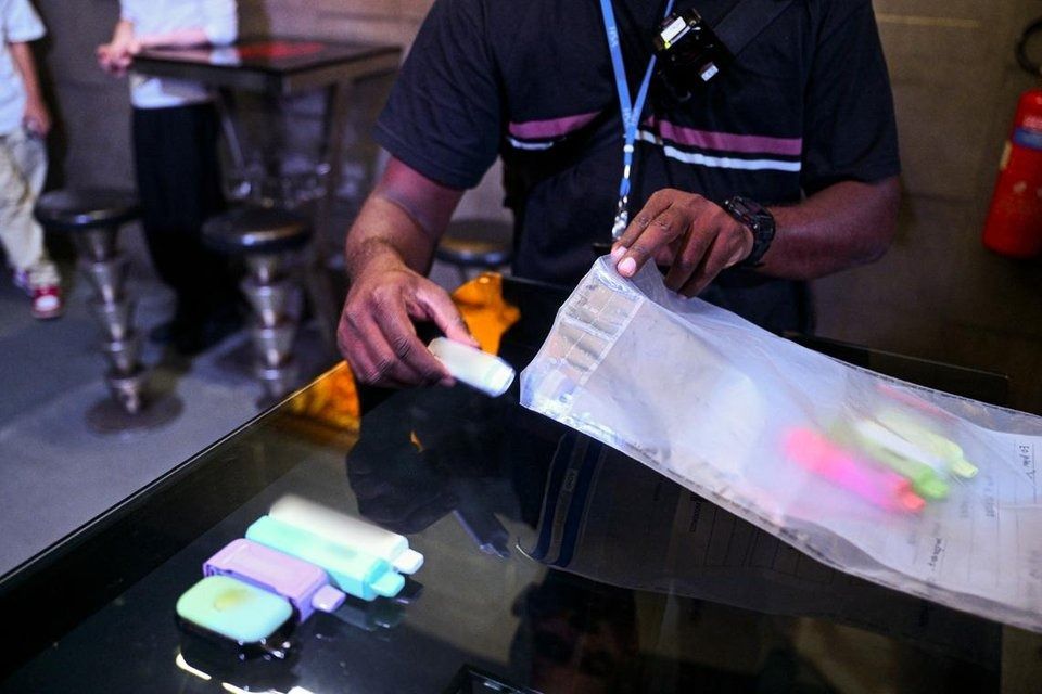 Of the 640 people checked during raids a day earlier, 115 people aged 17 to 61 years old were caught for vape-related offences. - Photo: ST 