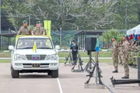 Scrap the Black Hawk plans, King tells Mindef