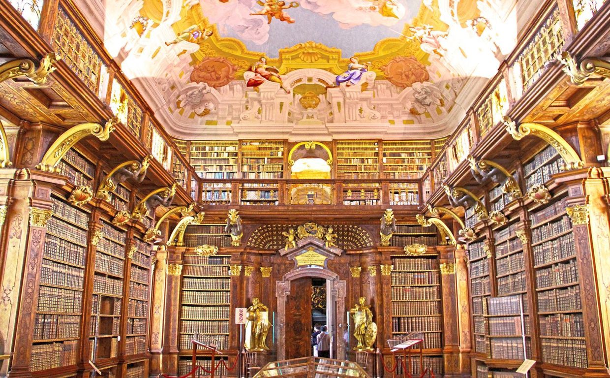 The library in the Melk Abbey houses 100,000 valuable religious manuscripts.