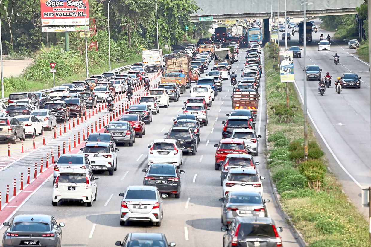 Congestion on Jalan Lapangan Terbang Subang towards the Federal Highway seen here in July 2024 still occurs today. — Filepic